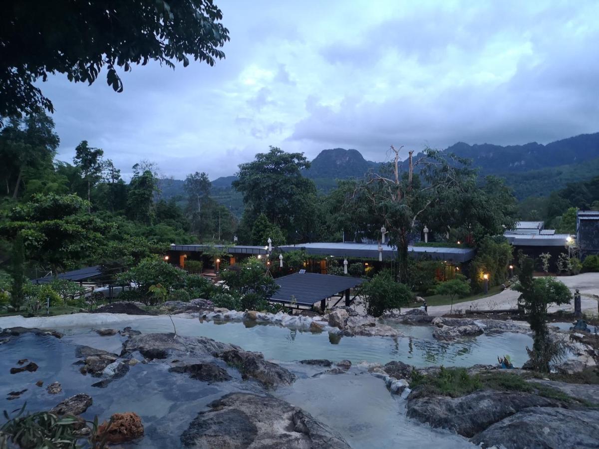 Keeree Loft Resort Thong Pha Phum Exterior photo