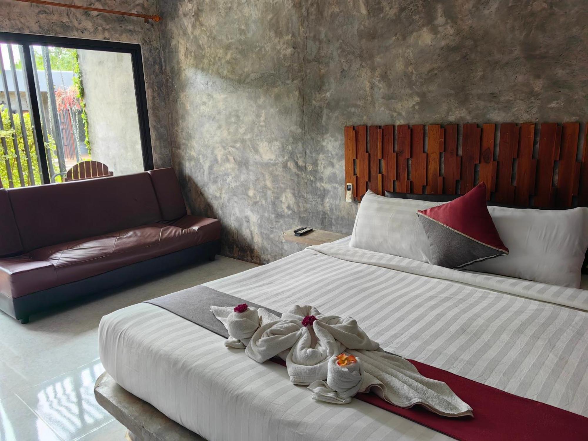 Keeree Loft Resort Thong Pha Phum Exterior photo