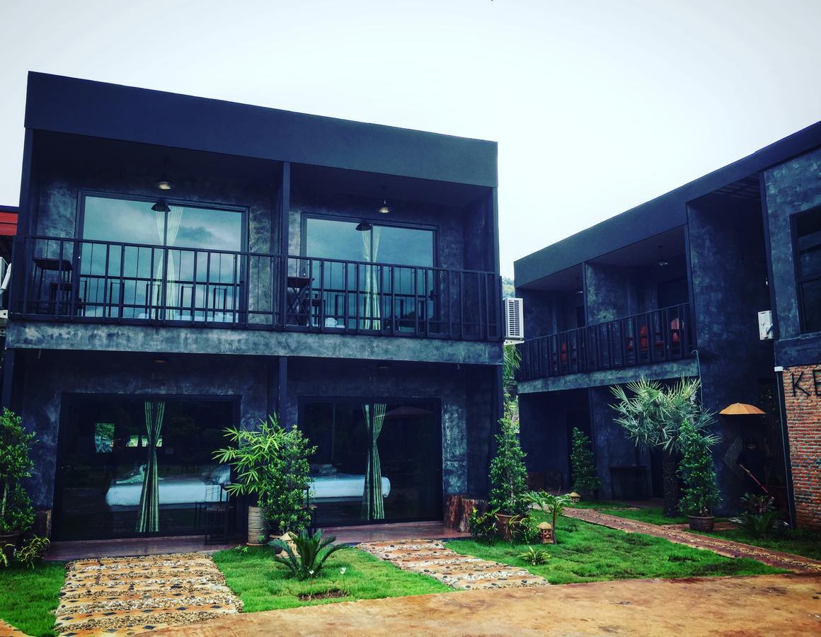 Keeree Loft Resort Thong Pha Phum Exterior photo