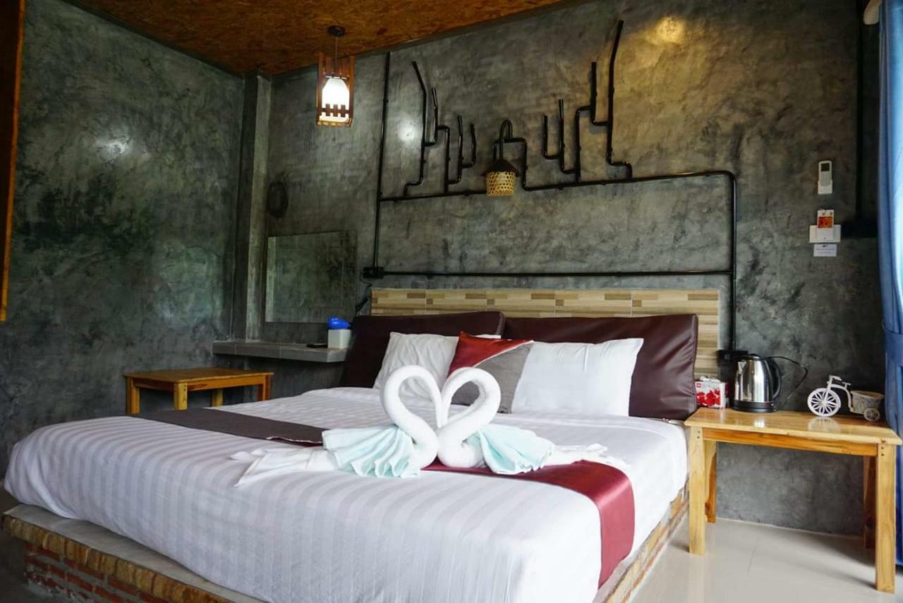 Keeree Loft Resort Thong Pha Phum Exterior photo