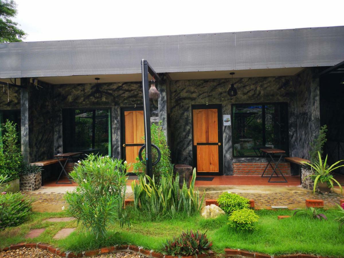 Keeree Loft Resort Thong Pha Phum Exterior photo